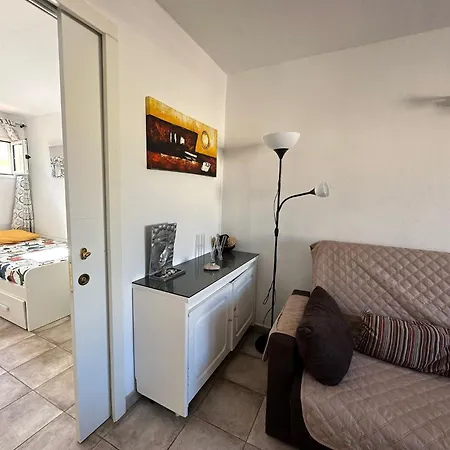 Apartment A-32 Arenas *